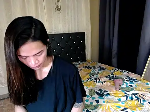 Snapshot of SeductiveAki69xxx chatting on November 21, 9:35 pm SeductiveAki69xxx online show from November 21, 9:35 pm