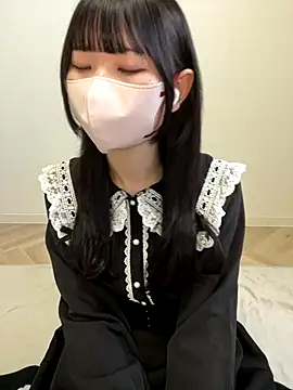 Snapshot of Reina_cute_00_ chatting on November 10, 3:05 am Reina cute 00 online show from November 10, 3:05 am