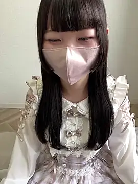 Reina cute 00  online show from April 3, 2:42 am