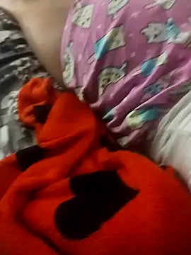 Snapshot of Casal_em_chamas chatting on October 24, 4:09 am Casal em chamas online show from October 24, 4:09 am