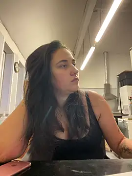 Snapshot of YourFrenchFeliciexo chatting on December 18, 4:13 pm YourFrenchFeliciexo online show from December 18, 4:13 pm