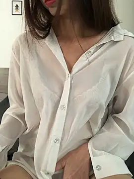 Kylie beem online show from July 29, 7:39 am