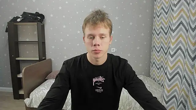 Snapshot of tvelweek chatting on November 15, 6:59 pm tvelweek online show from November 15, 6:59 pm