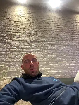 Rotteei1 online show from November 18, 5:39 pm