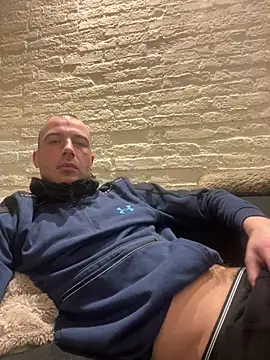 Rotteei1 online show from January 18, 8:29 am