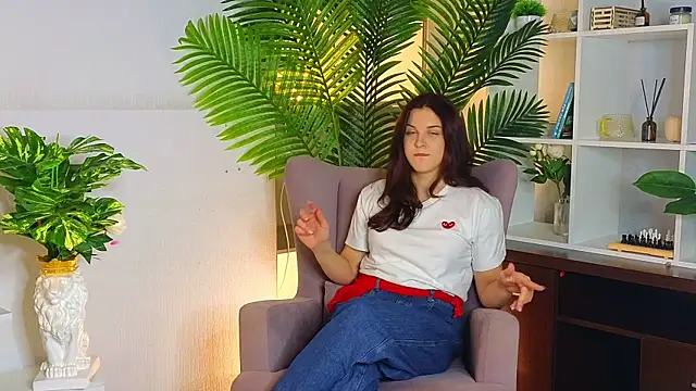 Snapshot of KerriDezalia chatting on October 19, 1:56 pm KerriDezalia online show from October 19, 1:56 pm