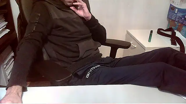 topg84 online show from November 18, 5:39 pm