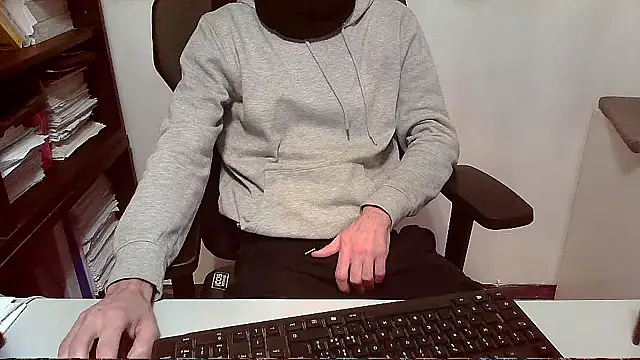 topg84 online show from November 27, 6:32 pm