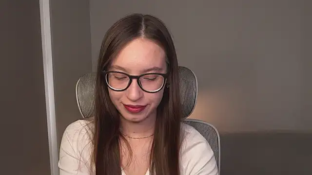 WhyEmmyCry online show from May 9, 5:56 am