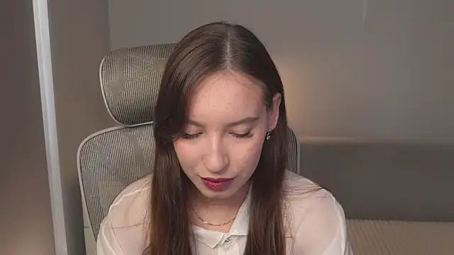 WhyEmmyCry online show from July 3, 5:36 am