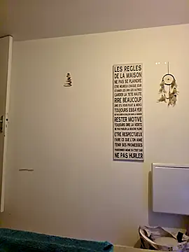 lasexycoquine59 online show from December 4, 7:39 am