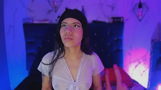 Snapshot of Dakotaa_Johnson chatting on November 11, 8:20 pm Dakotaa Johnson online show from November 11, 8:20 pm