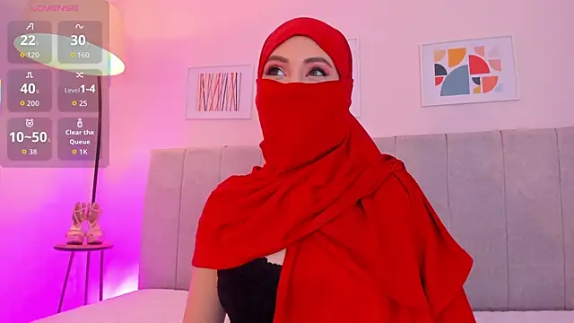 fatiima  online show from December 4, 7:11 pm