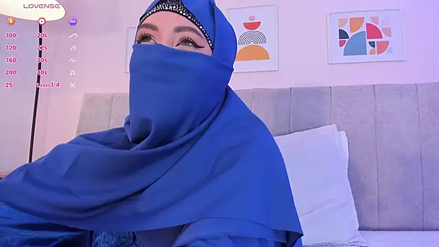 fatiima  online show from June 6, 7:07 pm