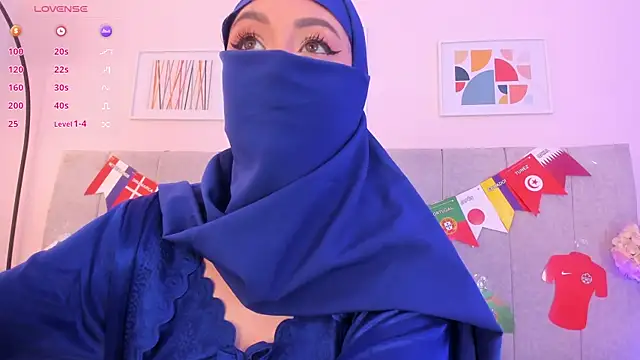 fatiima  online show from June 17, 7:04 pm