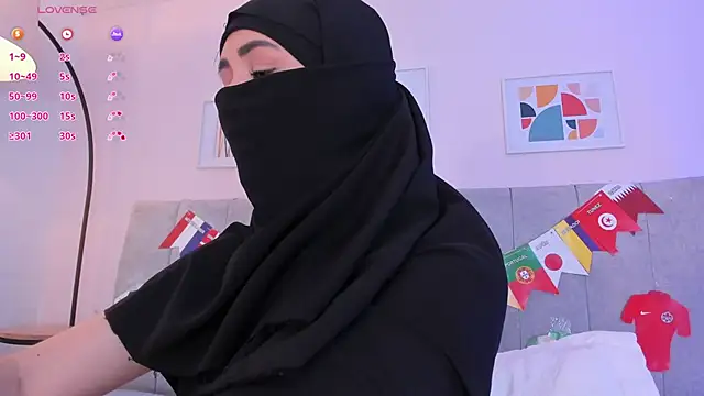 fatiima  online show from June 26, 7:18 pm