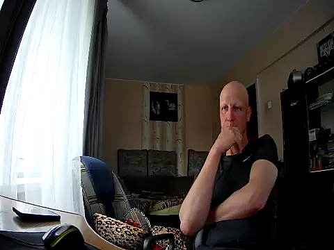 Snapshot of Ivabych chatting on June 14, 4:20 pm Ivabych online show from June 14, 4:20 pm