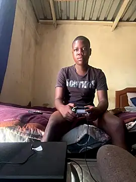Snapshot of maloya267 chatting on October 26, 12:11 pm maloya267 online show from October 26, 12:11 pm