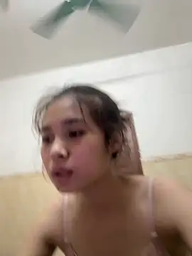 aaaaawhate online show from March 26, 12:11 pm