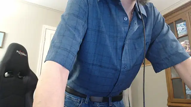 Snapshot of CasuallyCorrupt chatting on November 20, 12:55 am CasuallyCorrupt online show from November 20, 12:55 am