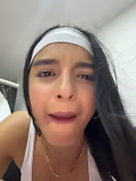 Snapshot of violeta365 chatting on June 4, 3:01 am violeta365 online show from June 4, 3:01 am