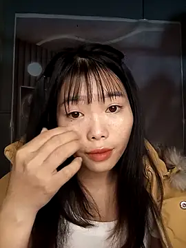 Fish yellow online show from November 3, 7:04 pm