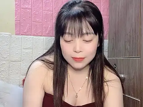 Butterfly kee online show from December 5, 2:25 pm