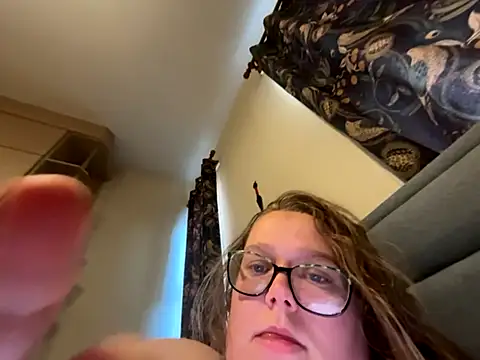 Scarletcum22 online show from October 30, 7:43 am