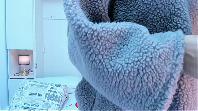 Blackywhiite online show from October 31, 4:57 am