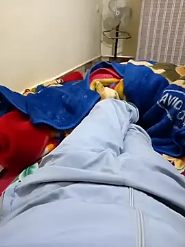 wivolove online show from November 18, 12:49 am