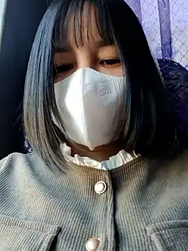 Snapshot of Mina-02 chatting on November 28, 7:44 am Mina-02 online show from November 28, 7:44 am