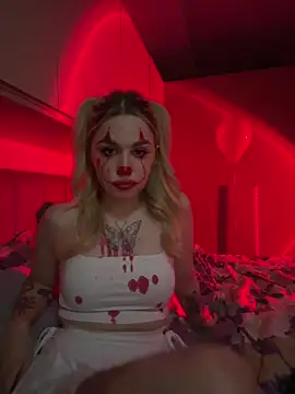 Snapshot of aeenicat chatting on October 31, 7:59 pm aeenicat online show from October 31, 7:59 pm