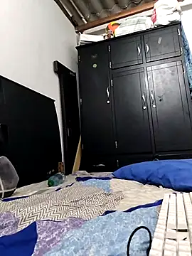 LyliaWood online show from October 26, 8:59 pm