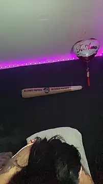 Snapshot of NikitaDragunXXX chatting on December 3, 2:30 am NikitaDragunXXX online show from December 3, 2:30 am