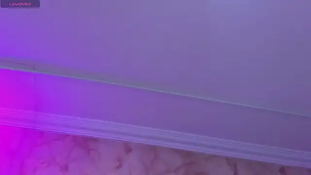 Snapshot of Isa_doux chatting on March 19, 3:10 am Isa doux online show from March 19, 3:10 am