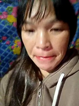 Snapshot of chipu06 chatting on November 13, 12:37 pm chipu06 online show from November 13, 12:37 pm