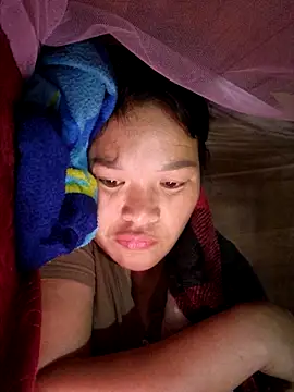 Snapshot of chipu06 chatting on November 15, 8:27 pm chipu06 online show from November 15, 8:27 pm