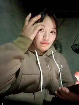 Snapshot of chipu06 chatting on November 30, 10:30 am chipu06 online show from November 30, 10:30 am