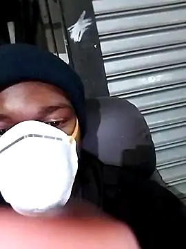 loVbRo1 online show from November 18, 8:57 pm