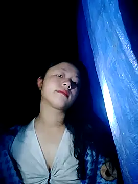 lisa-bae00 online show from October 31, 10:00 pm