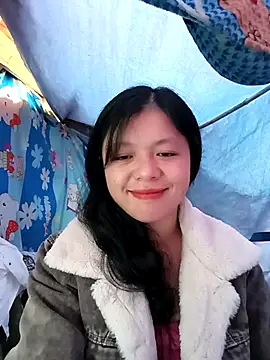 lisa-bae00 online show from November 19, 3:06 am