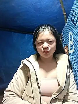 lisa-bae00 online show from November 20, 10:20 pm