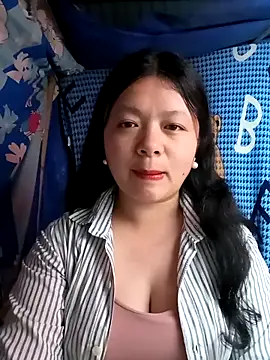 lisa-bae00 online show from March 10, 12:21 pm