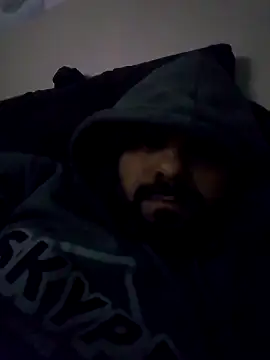 Snapshot of Sfdocom chatting on October 20, 6:03 am Sfdocom online show from October 20, 6:03 am