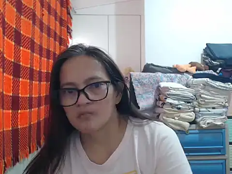 Snapshot of Kinkybela2025 chatting on February 21, 5:19 am Kinkybela2025 online show from February 21, 5:19 am