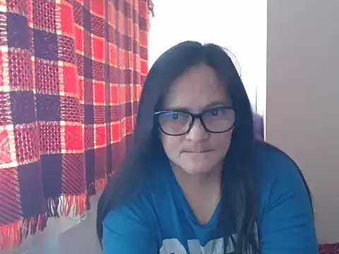 Snapshot of Kinkybela2025 chatting on April 9, 1:27 am Kinkybela2025 online show from April 9, 1:27 am