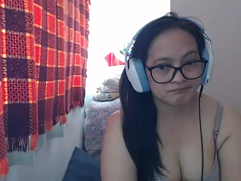 Snapshot of Kinkybela2025 chatting on July 8, 1:54 am Kinkybela2025 online show from July 8, 1:54 am