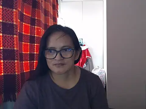 Snapshot of Kinkybela2025 chatting on July 18, 6:39 am Kinkybela2025 online show from July 18, 6:39 am