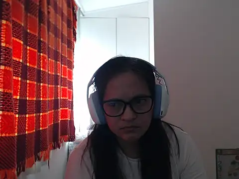 Snapshot of Kinkybela2025 chatting on July 22, 12:13 am Kinkybela2025 online show from July 22, 12:13 am