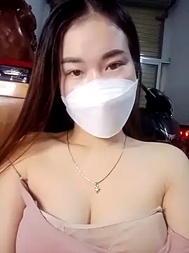 Family-Lovee online show from November 5, 7:47 pm